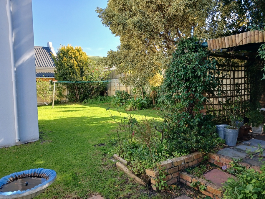 3 Bedroom Property for Sale in Heuningkloof Western Cape